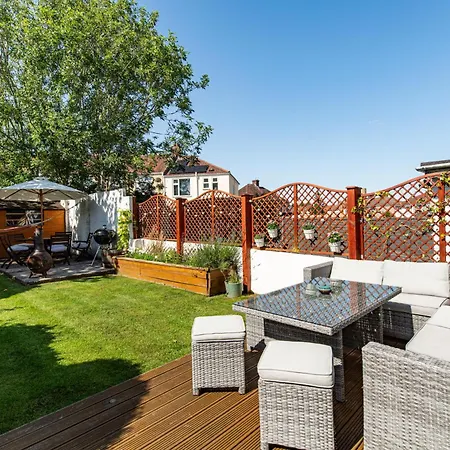Lägenhet Charming Family With Stoves, Garden & Parking Bristol