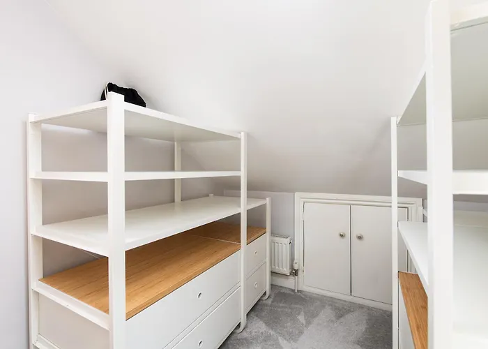 شقة Charming Family With Stoves, Garden & Parking بريستول