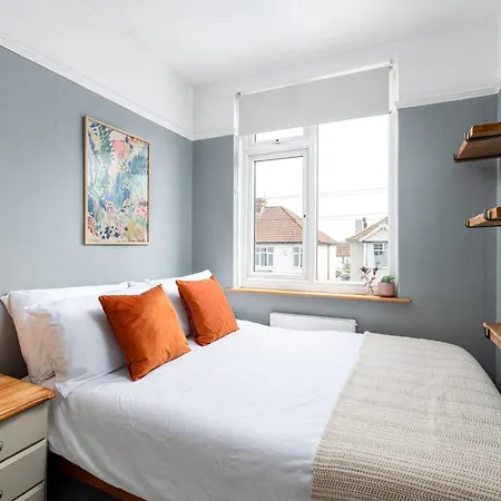 Charming Family With Stoves, Garden & Parking Apartmán *